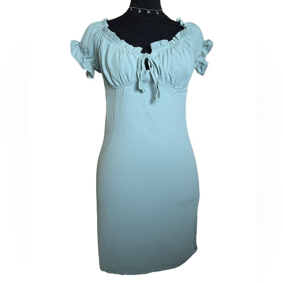Papaya Blue Woman’s Medium Ruffled Mini Dress - Picture 1 of 8